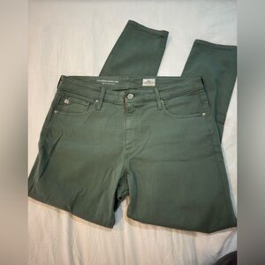 NWOT AG Farrah Skinny Jeans